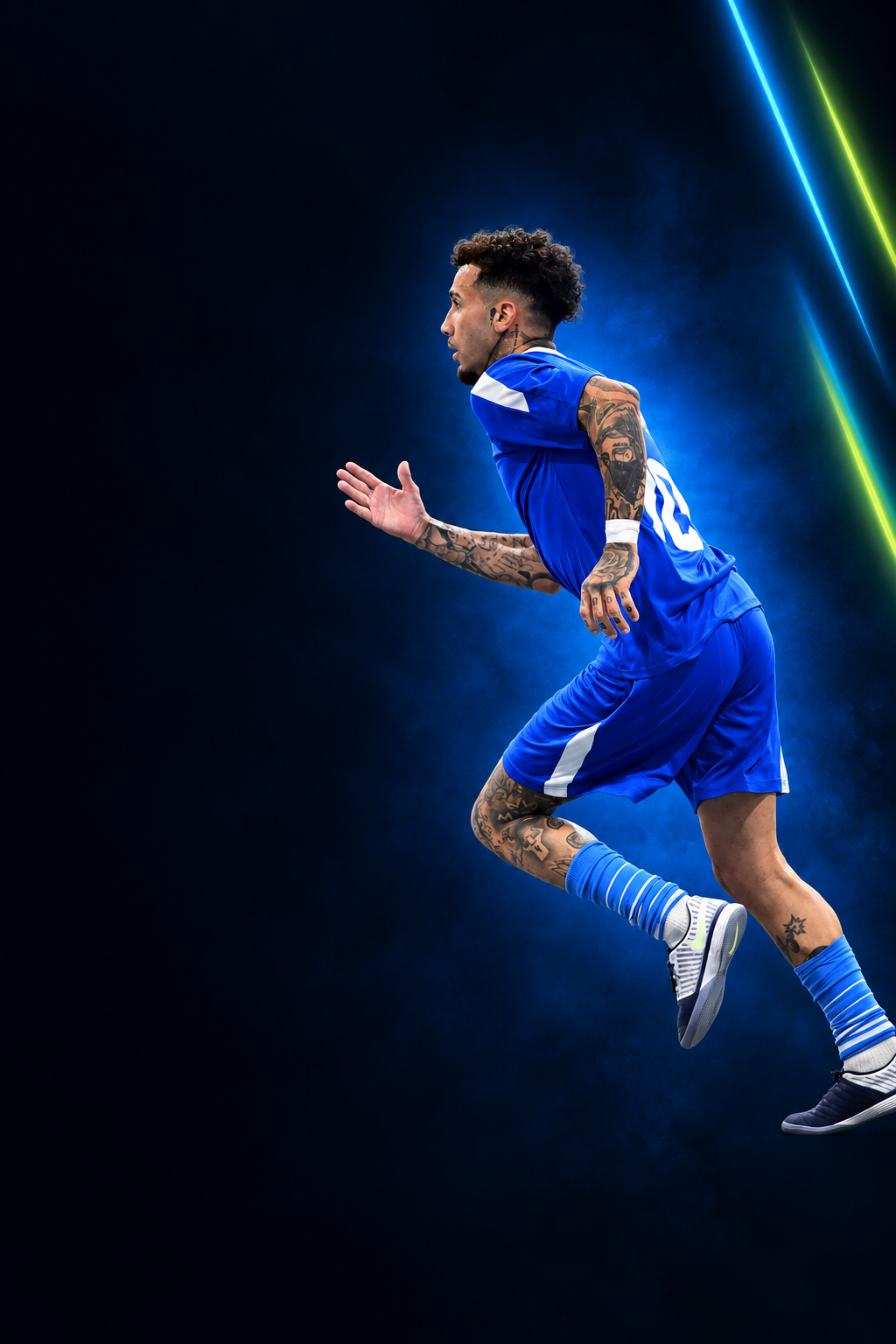 Jugador de fútbol Blue Fury compitiendo en una liga